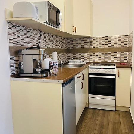 Weninger Studio Apartman คิชคุนฮาลาส ภายนอก รูปภาพ