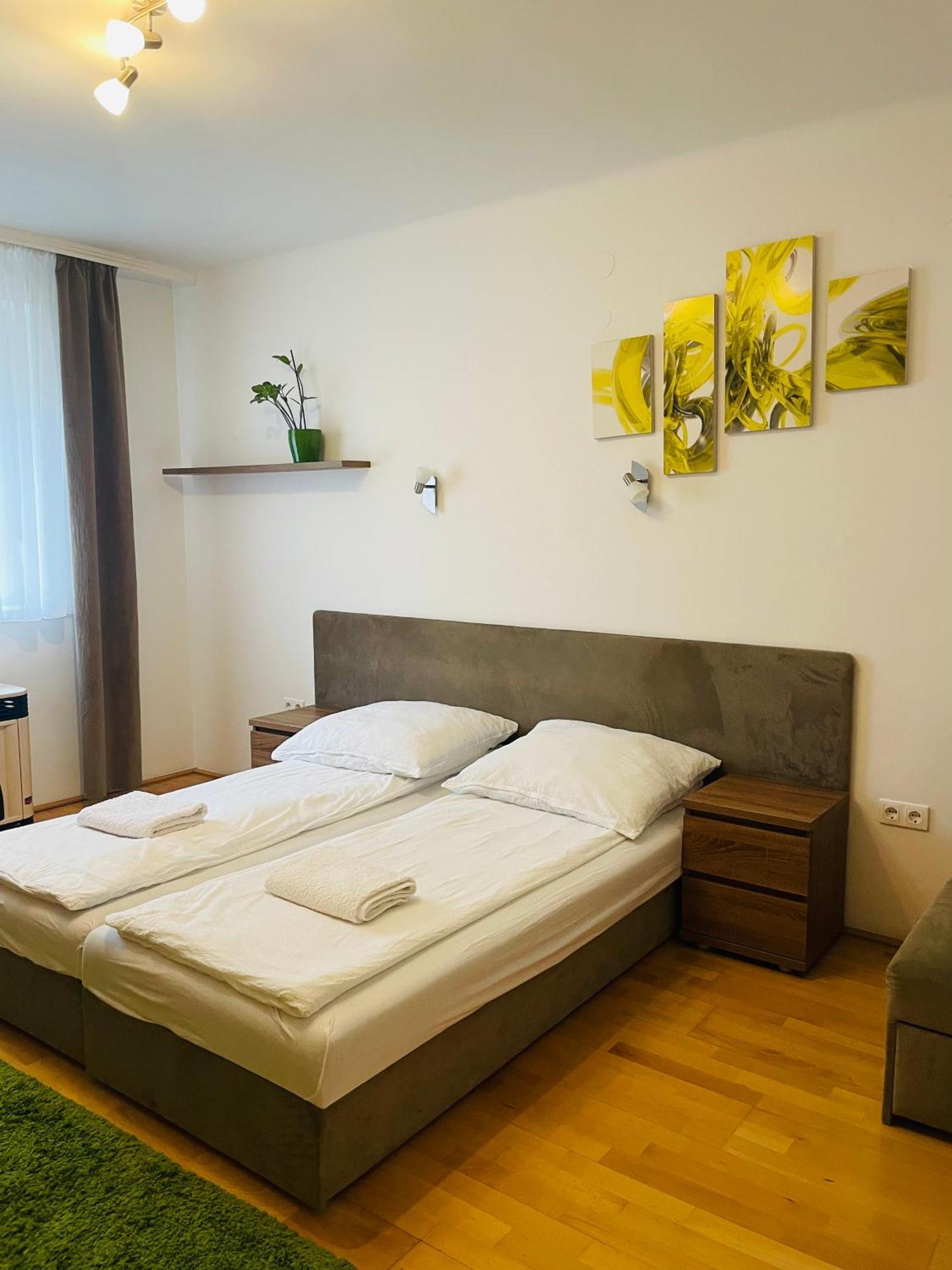 Weninger Studio Apartman คิชคุนฮาลาส ภายนอก รูปภาพ