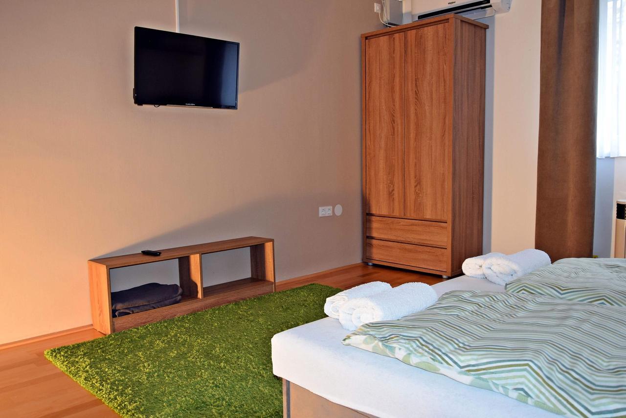 Weninger Studio Apartman คิชคุนฮาลาส ภายนอก รูปภาพ